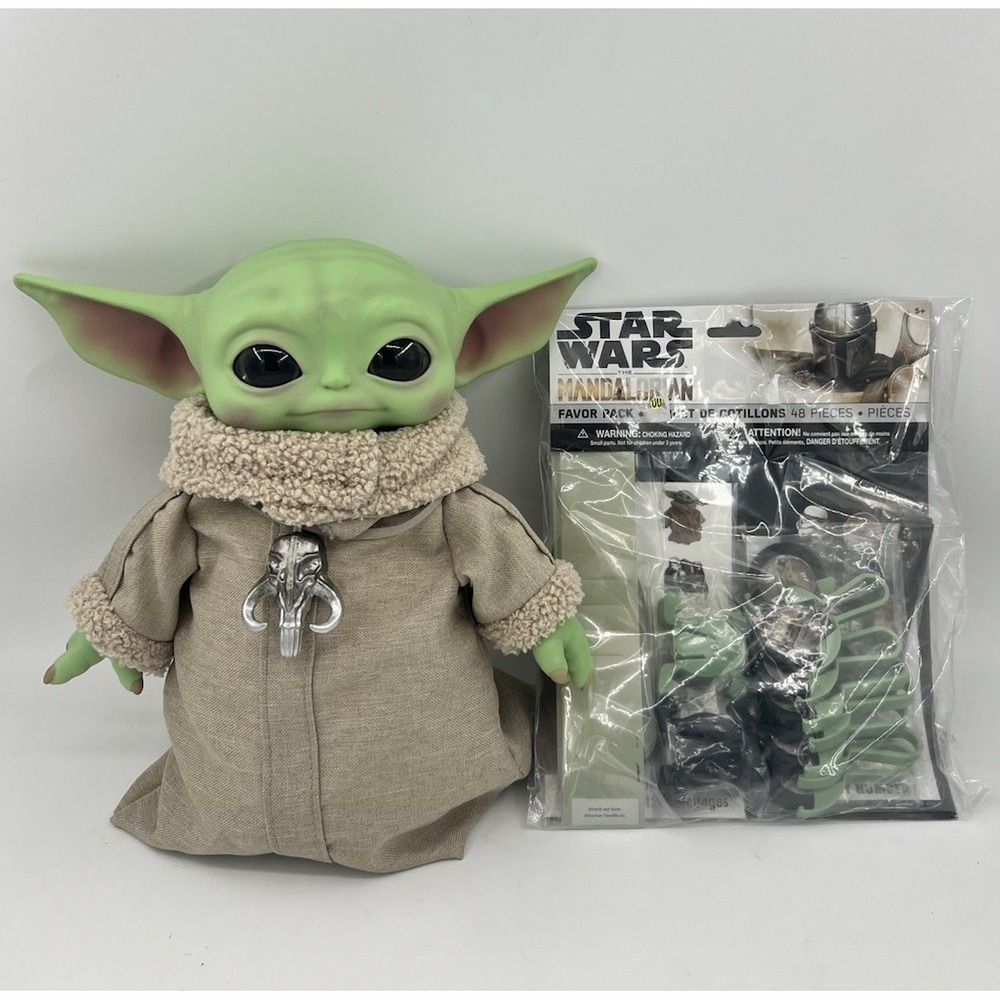 Mattel Star Wars Mandalorian The Child 11" Yoda With 48 Favor Pack Combo.